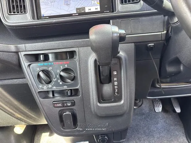ダイハツ ハイゼットカーゴ
