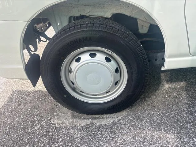 ダイハツ ハイゼットカーゴ