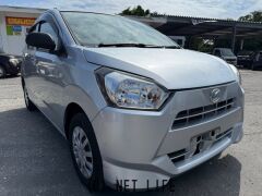 ダイハツ ミライース