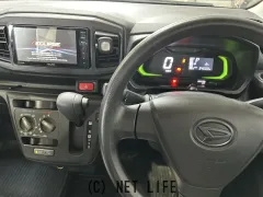 ダイハツ ミライース