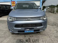 三菱 アウトランダーPHEV