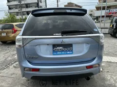 三菱 アウトランダーPHEV