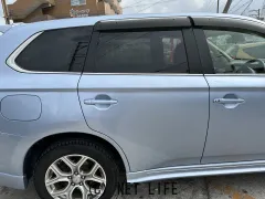 三菱 アウトランダーPHEV