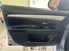 三菱 アウトランダーPHEV