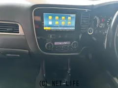 三菱 アウトランダーPHEV