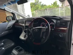 トヨタ ヴェルファイア