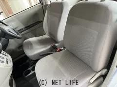 ダイハツ ミライース