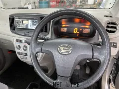ダイハツ ミライース