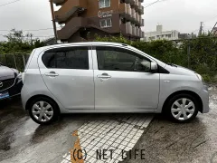 ダイハツ ミライース