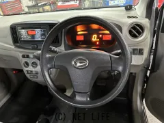 ダイハツ ミライース