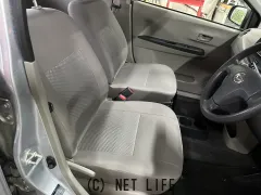 ダイハツ ミライース