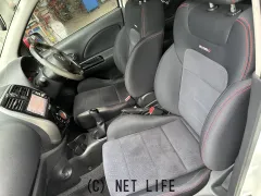 日産 マーチ