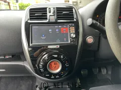 日産 マーチ