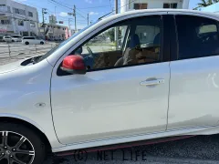 日産 マーチ