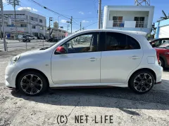 日産 マーチ
