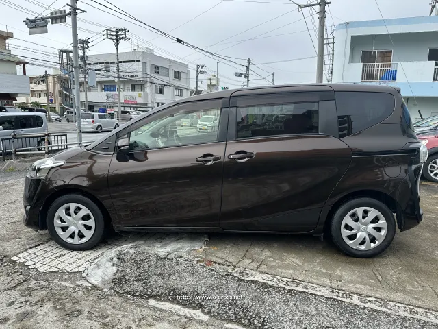 トヨタ シエンタ
