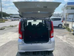 ダイハツ ムーヴ