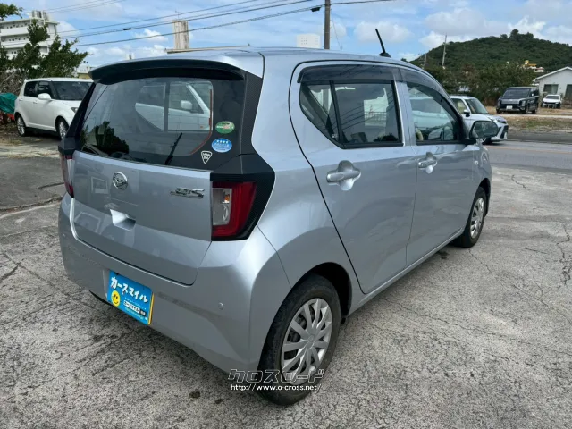 ダイハツ ミライース