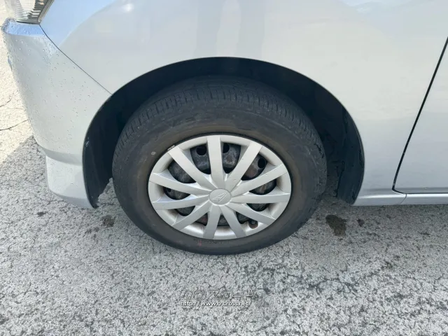 ダイハツ ミライース