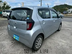 ダイハツ ミライース