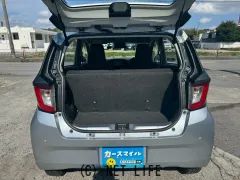 ダイハツ ミライース