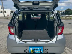 ダイハツ ミライース