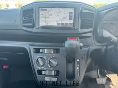 ダイハツ ミライース