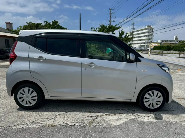 日産 デイズ