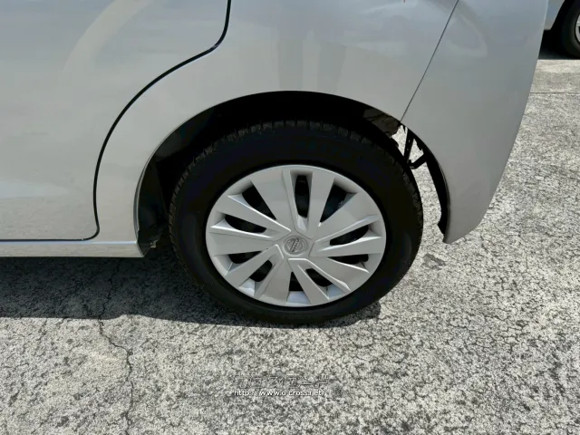 日産 デイズ