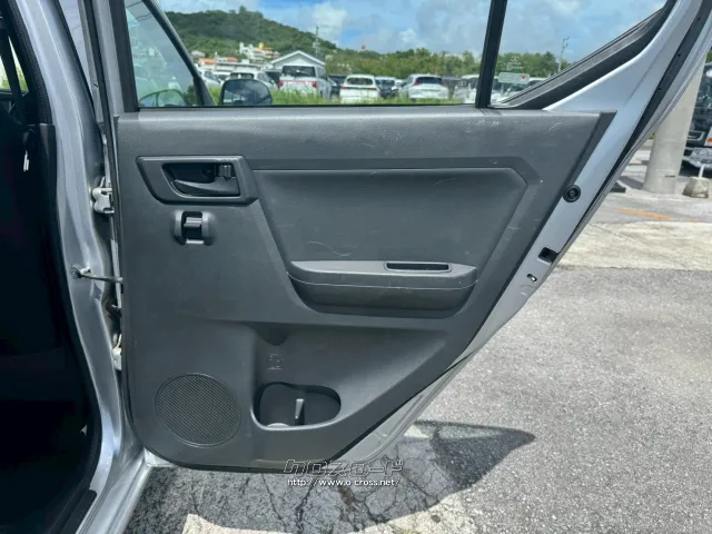 ダイハツ ミライース
