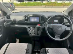 ダイハツ ミライース