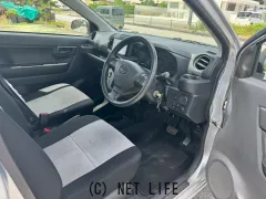 ダイハツ ミライース