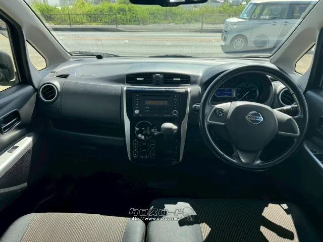 日産 デイズ