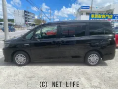 トヨタ ヴォクシー