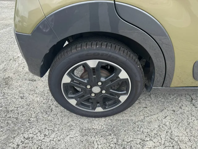 ダイハツ キャスト