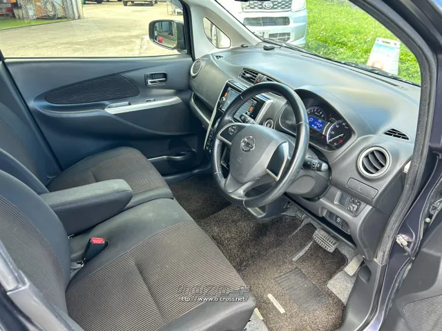 日産 デイズ