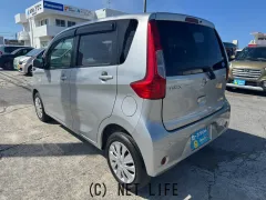 日産 デイズ