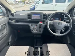 ダイハツ ミライース