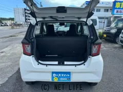 ダイハツ ミライース