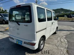 ダイハツ ハイゼットカーゴ