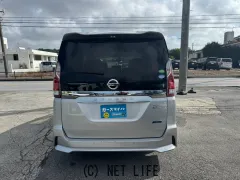 日産 セレナ