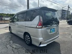 日産 セレナ