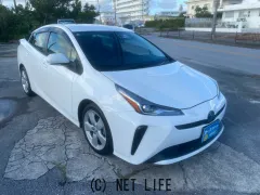 トヨタ プリウス
