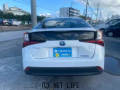 トヨタ プリウス