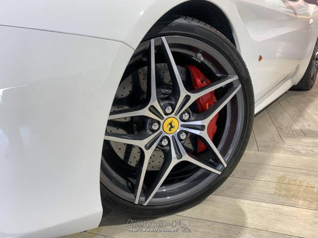 タイヤサイズ(前) 245/35ZR20タイヤサイズ(後)285/35ZR20 フェラーリ カリフォルニアT