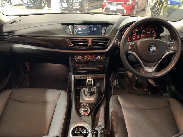 室内も綺麗で高級感があります。 BMW X1