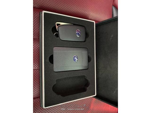 スペアキー付きでレクサス専用キーBOXも付いてます。 レクサス NX