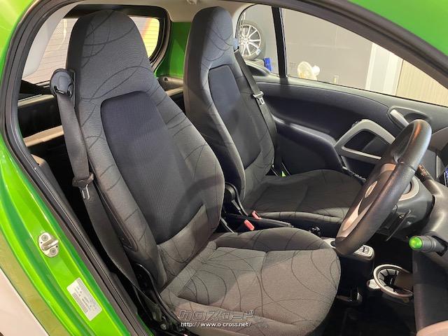 ホールド感とクッション性を兼ね備えたフロントシート スマート その他