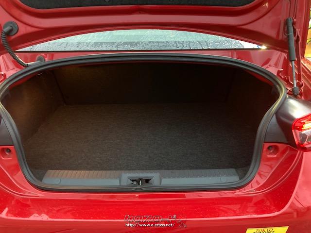 クーペタイプでもトランクは広々としてます。 トヨタ 86