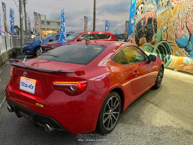 インテークマニホールドやエキゾーストマニホールドなど吸・排気系部品の改良(MT車)により、「水平対向・D-4S」をさらに進化。 トヨタ 86